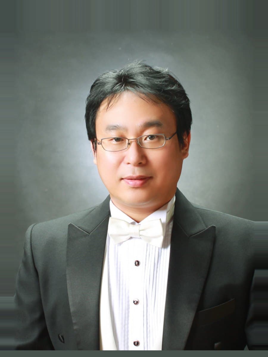 지휘자 김건봉